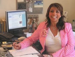 Nadia Qani, AHP Geschftsleitung
